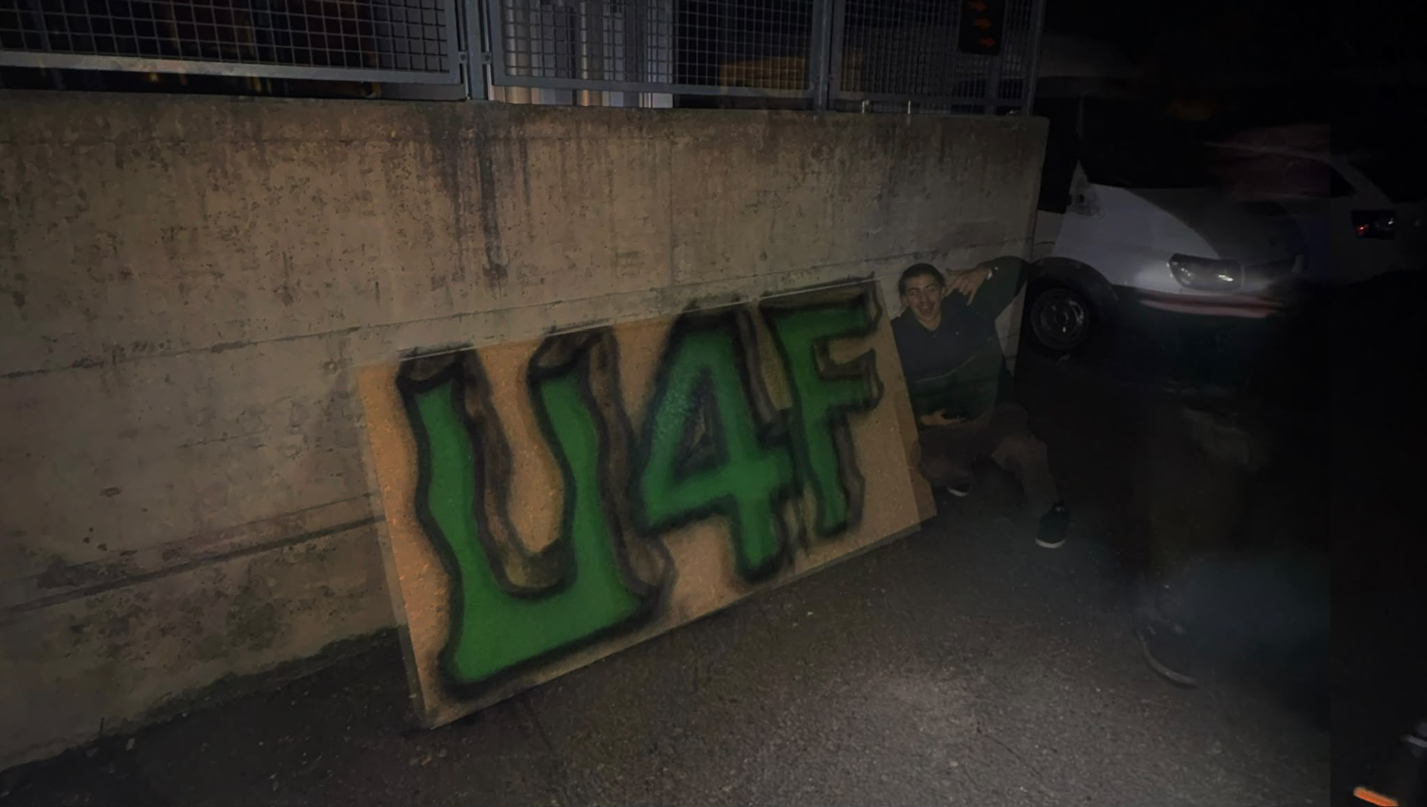 U4F
